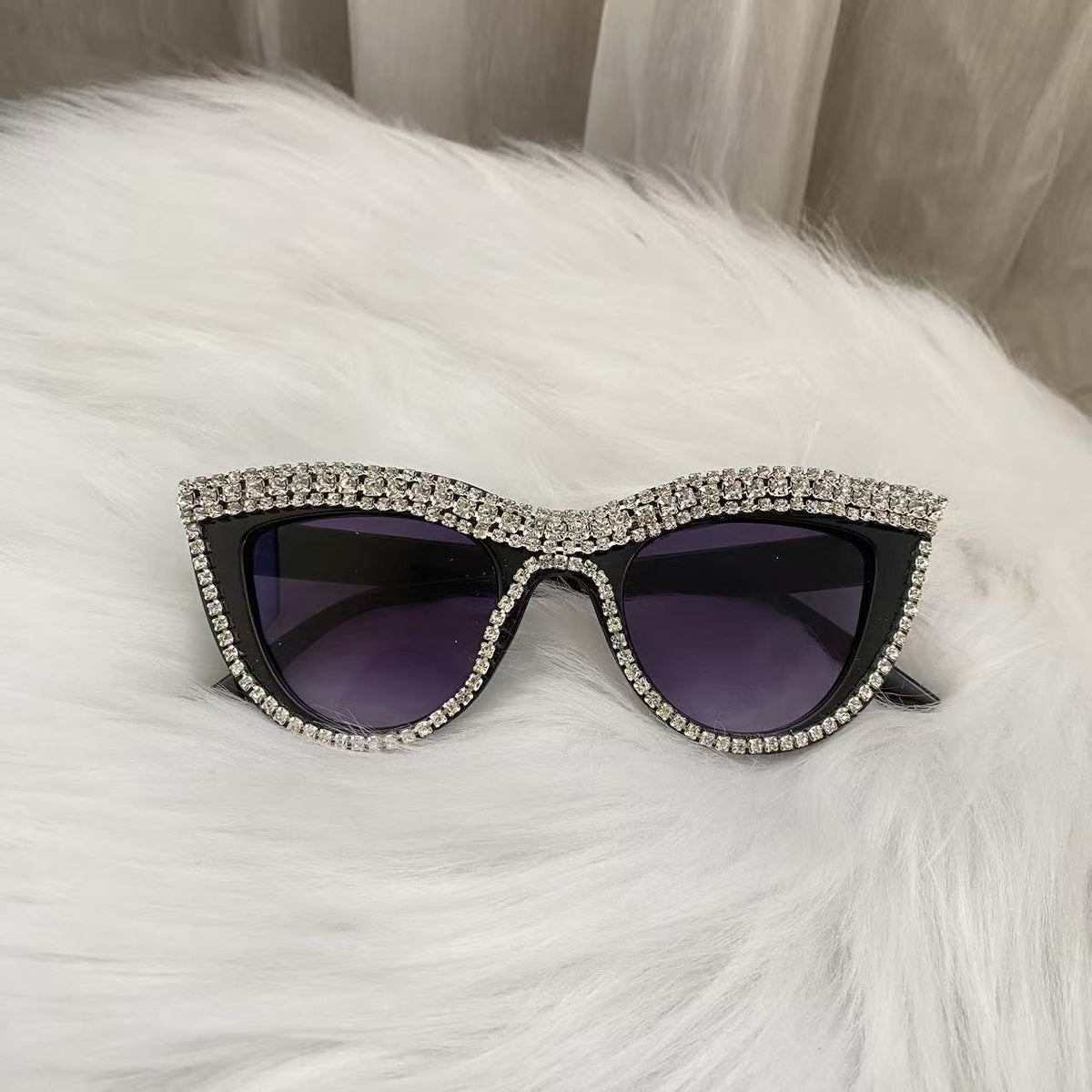 CrHandmade cat-eye sunglasses