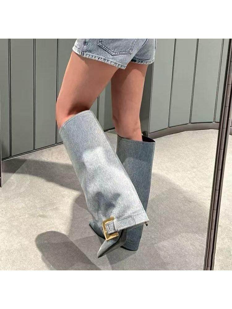Pointed-toe stiletto heels with pleats