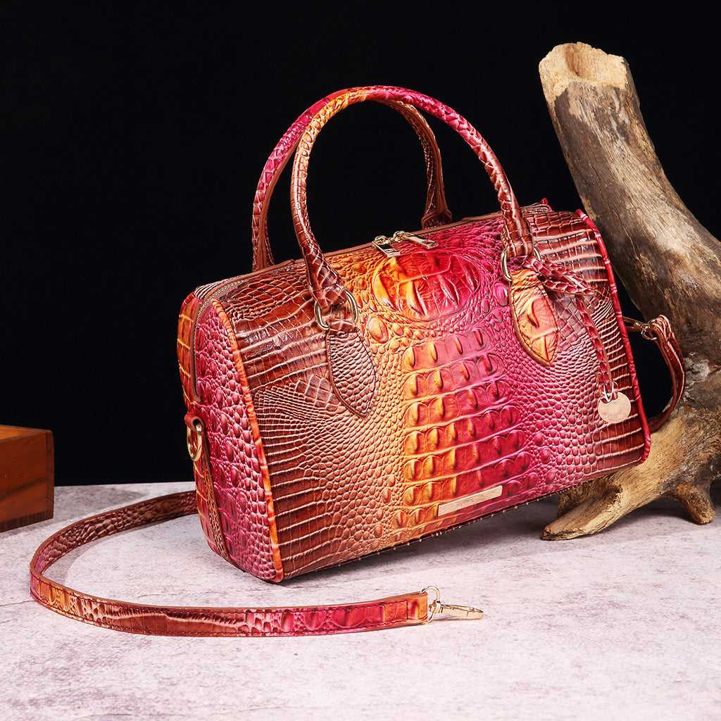 Women?s vintage handbag