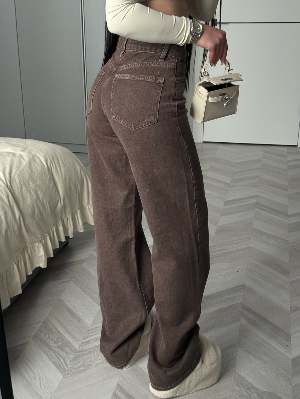 Coffee-colored high-waisted wide-leg jeans