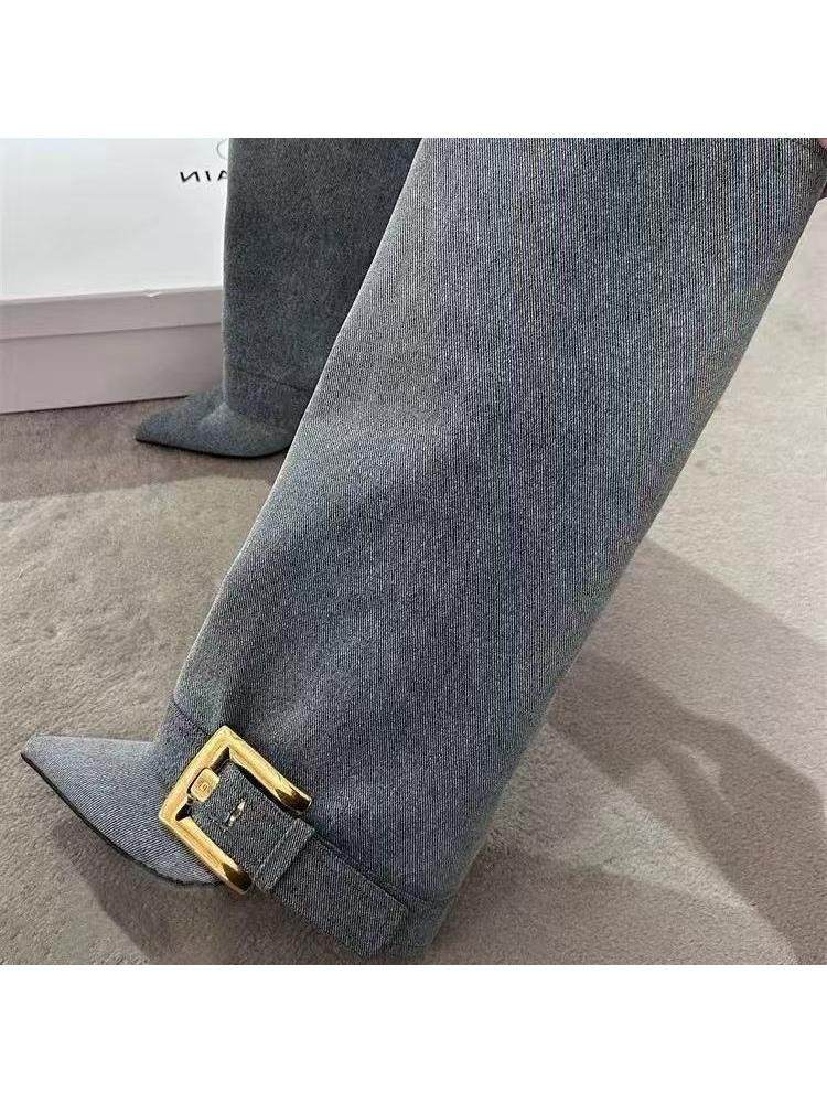 Pointed-toe stiletto heels with pleats