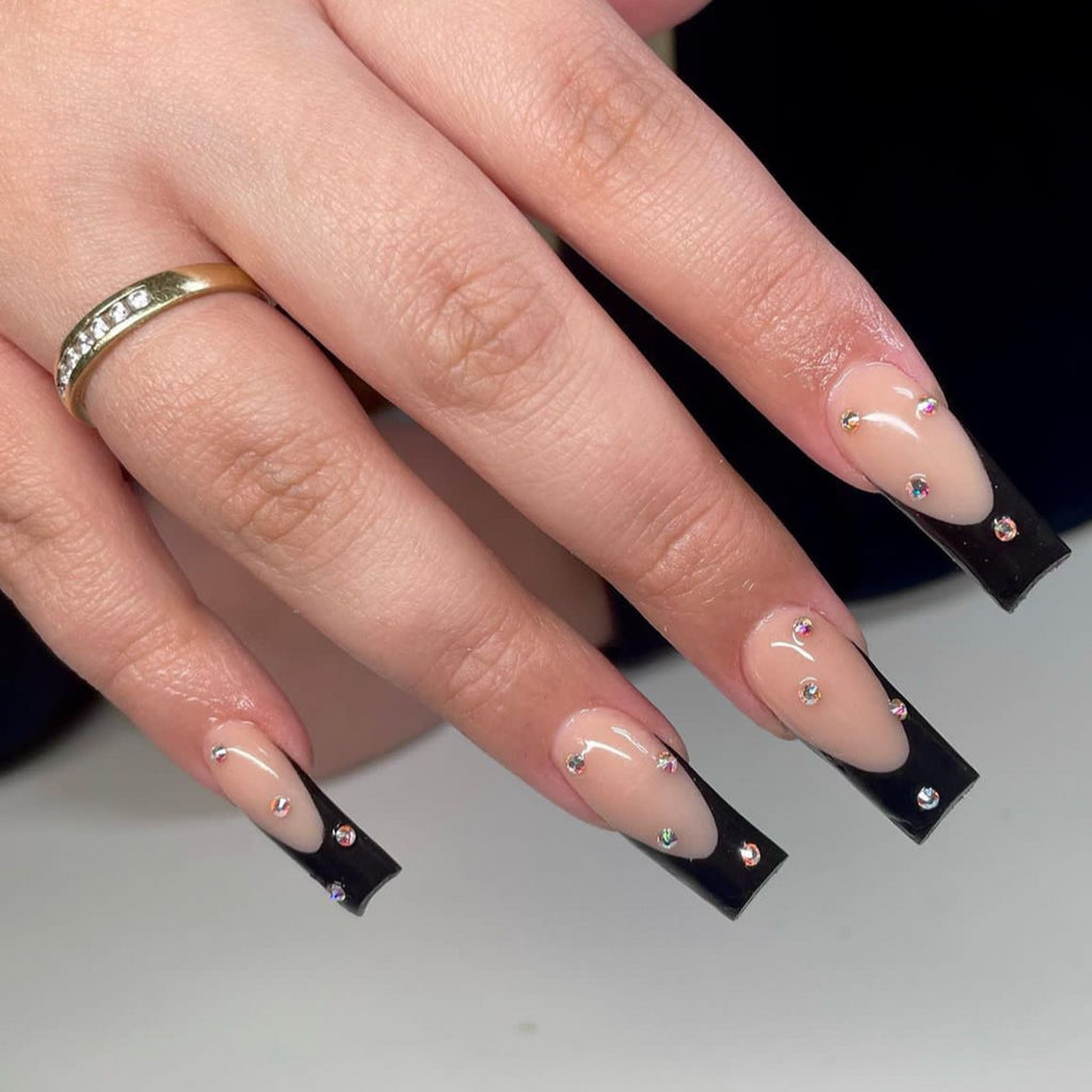 French-style nail extension wearable beauty set