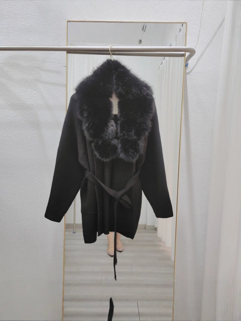 Women's cardigan with fur-like wool knitting for the coat
