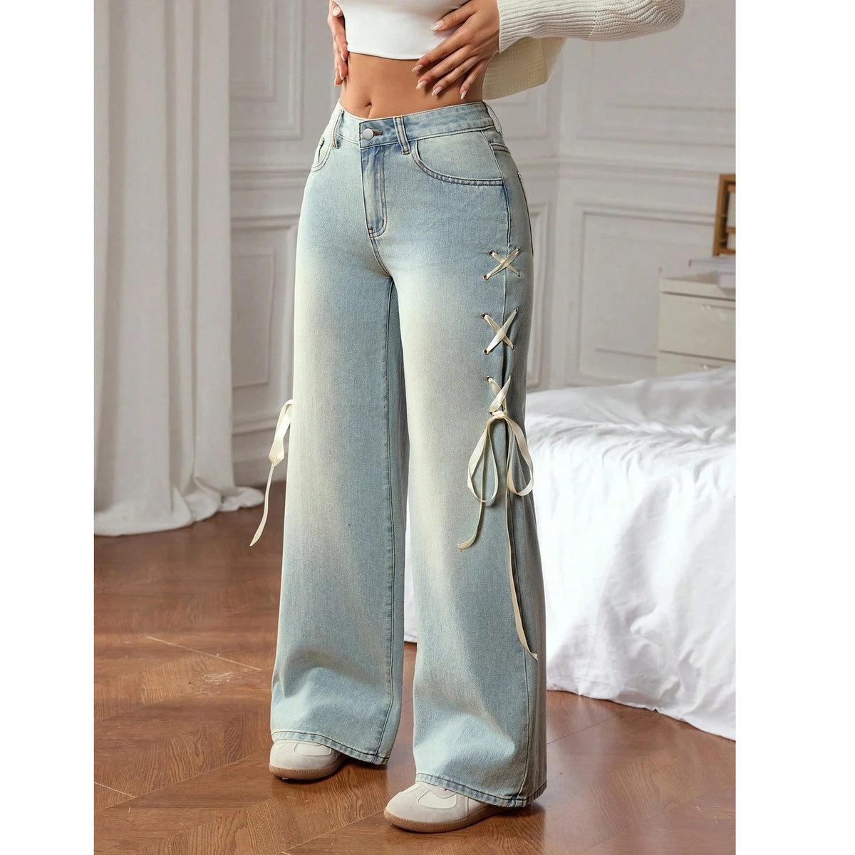 Womens Ribbon Accent Straight Leg Jeans